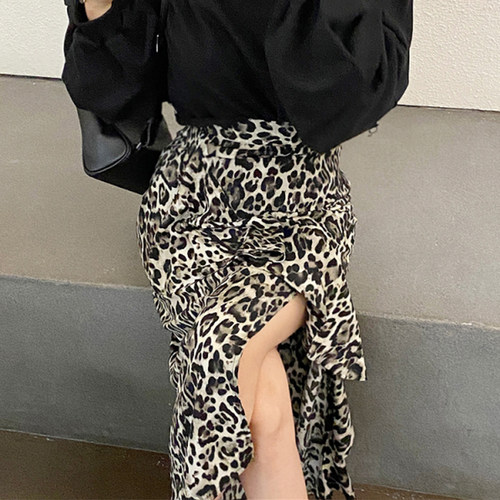 chic高腰显瘦豹纹印花长款半身裙