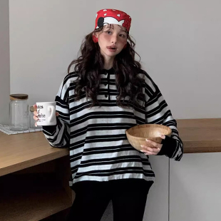 韩国chic秋季 女 新款 小众百搭polo领宽松休闲小个子撞色条纹针织衫