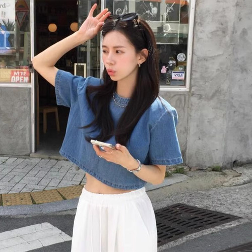 高级感宽松短款牛仔衬衫