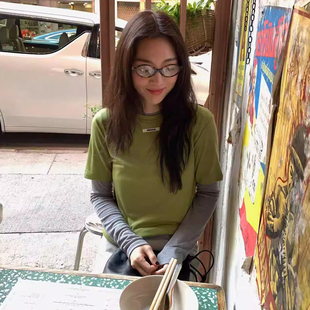 新款 T恤女春季 纯色打底上衣 简约休闲风圆领字母标短袖 良良家