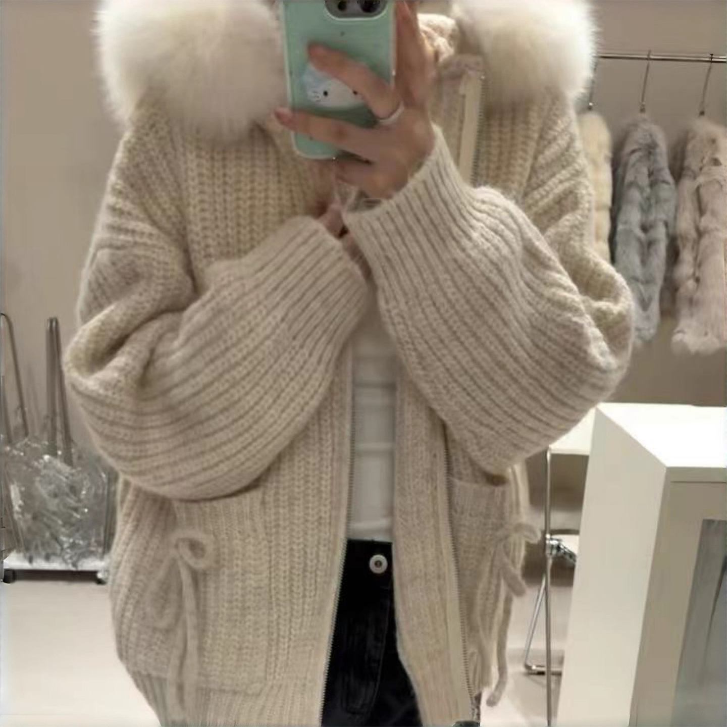 设计感系大毛领连帽毛衣外套女