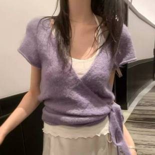 良良家 春季新款温柔风交叉绑带收腰V领短袖针织衫软糯短款上衣女