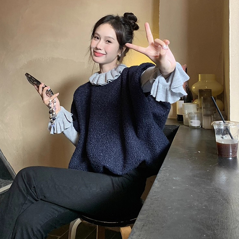木耳边针织上衣女+羊毛呢外套