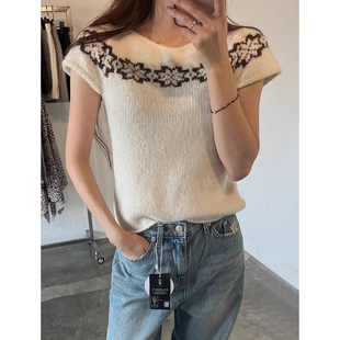 韩国chic秋季减龄气质圆领撞色提花设计感软糯百搭短袖针织毛衣女