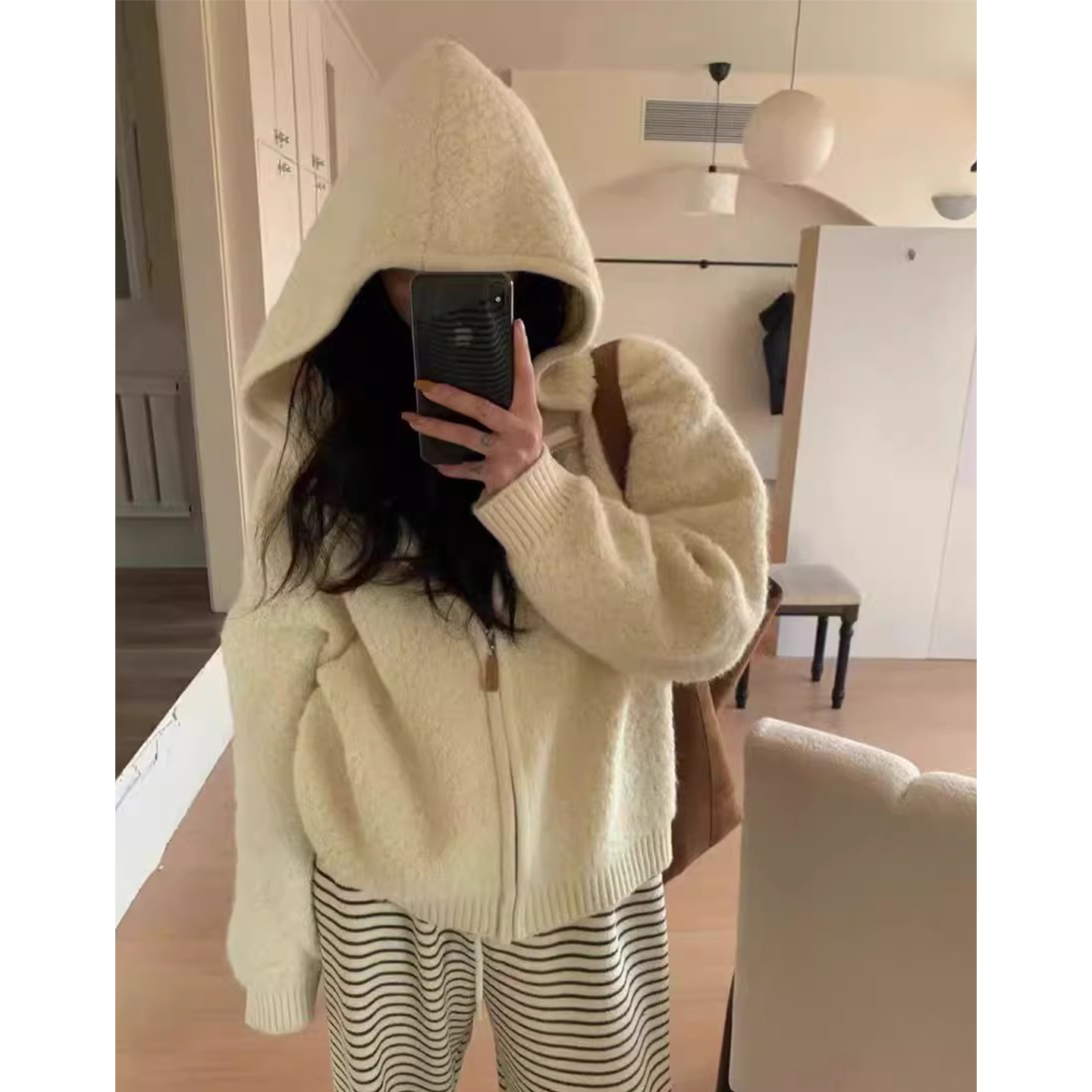 羊羔绒连帽针织开衫毛衣外套