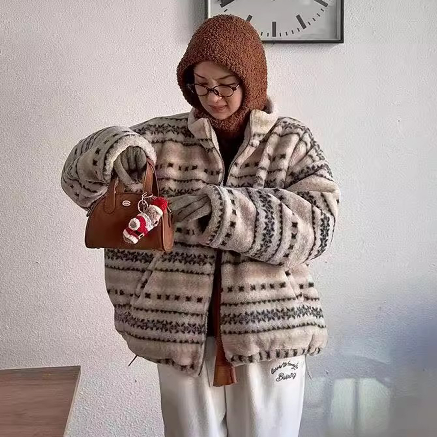 复古减龄撞色提花抽绳羊羔毛外套