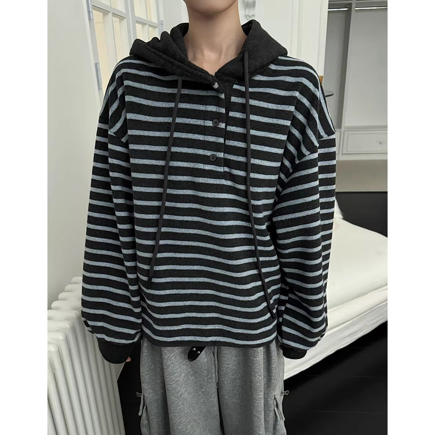 慵懒风小众撞色条纹抽绳连帽卫衣女2025冬季新款宽松保暖棉衣外套,女装/女士精品,卫衣/绒衫,淘宝优惠券,粉丝福利购,淘宝优惠卷