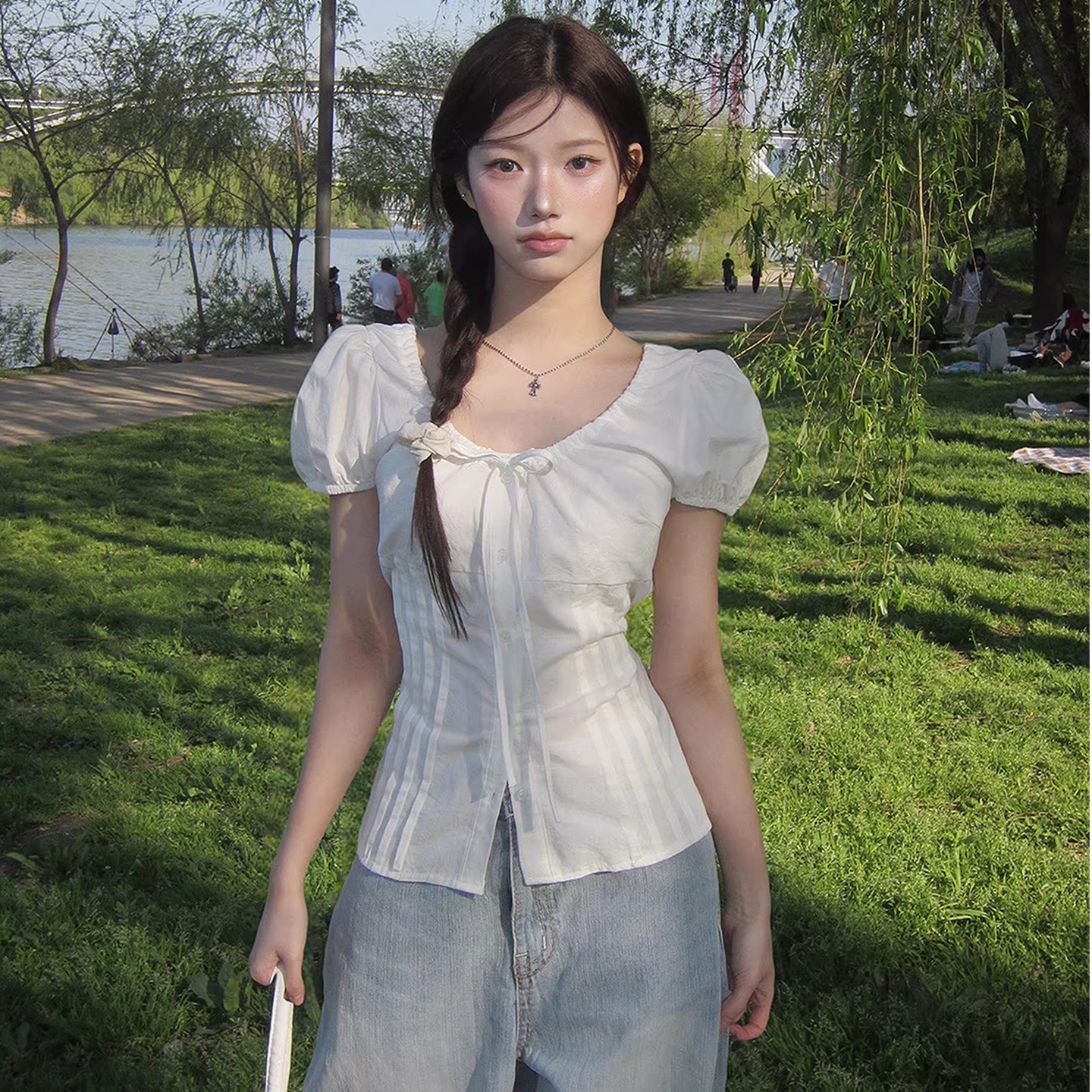 良良家甜美风圆领修身收腰短袖衬衫女夏季新款减龄小个子短款衬衣