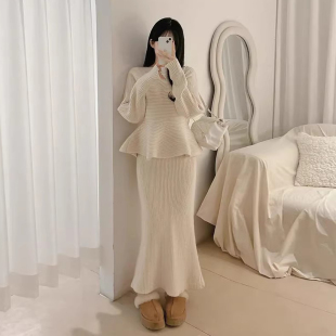 高腰包臀鱼尾半身裙两件套 女秋冬季 法式 气质坑条荷叶边裙摆针织衫