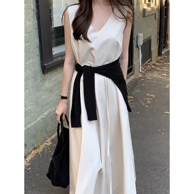 系带收腰显瘦垂感无袖背心连衣裙