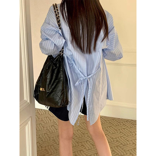 小众设计感蓝色条纹衬衫女春季新款宽松休闲百搭后背系带长袖衬衣