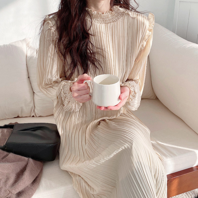 韩国chic减龄温柔立领木耳边拼接设计宽松皱褶感灯笼袖连衣裙长裙