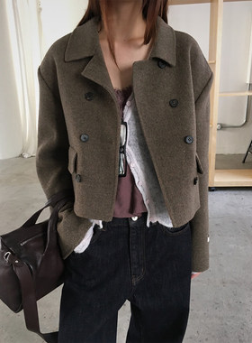 复古气质翻领双排扣毛呢外套女