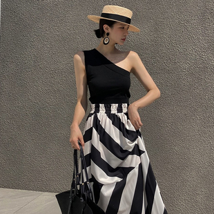 韩国chic夏季 高腰显瘦印花大摆型半身裙女 小众气质斜领短款 背心