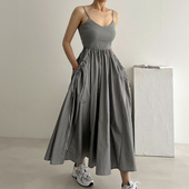 小众U领露肩褶皱收腰显瘦大摆型无袖 韩系chic夏季 法式 吊带连衣裙