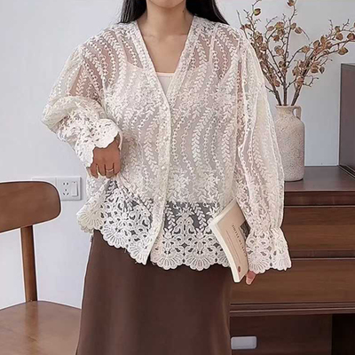 刺绣提花蕾丝衬衫吊带衫两件套