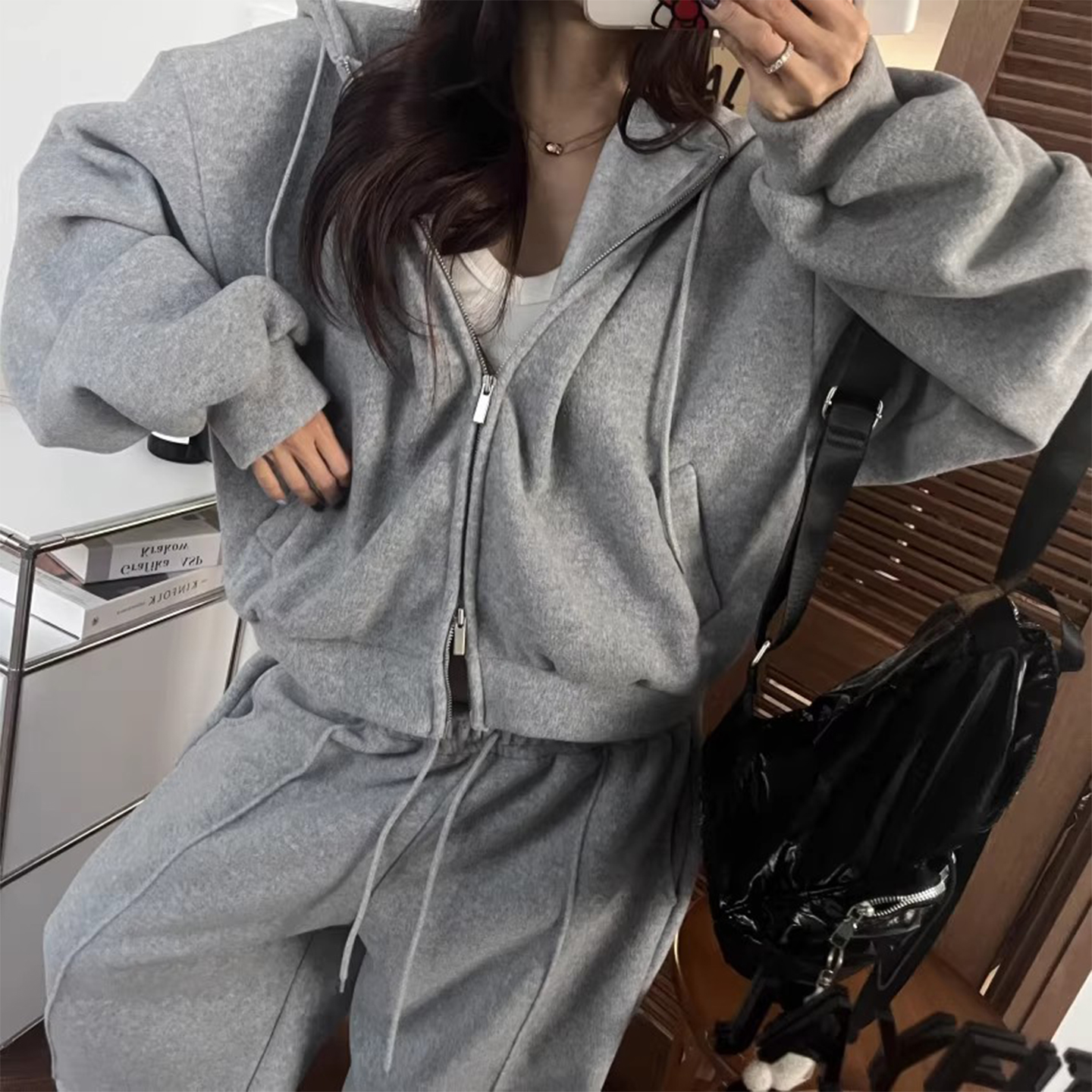 双拉链短款连帽卫衣外套休闲长裤