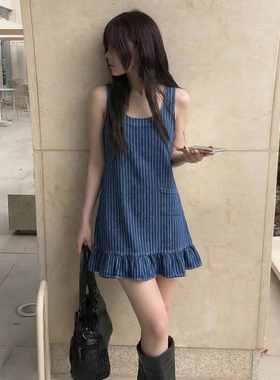 良良家复古风条纹水洗牛仔连衣裙女夏季新款百搭小个子背心裙短裙