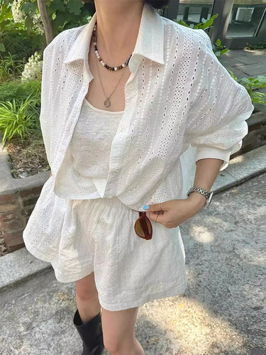 镂空刺绣提花长袖衬衫+阔腿短裤