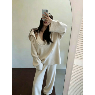 良良家慵懒风连帽针织衫背心女秋冬新款高腰系带阔腿裤三件套装