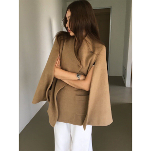 良良家千金风斗篷毛呢外套女秋冬新款高级感气质小个子呢子大衣