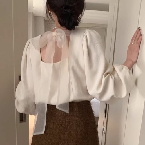 蝴蝶结宽松百搭泡泡袖别致衬衫