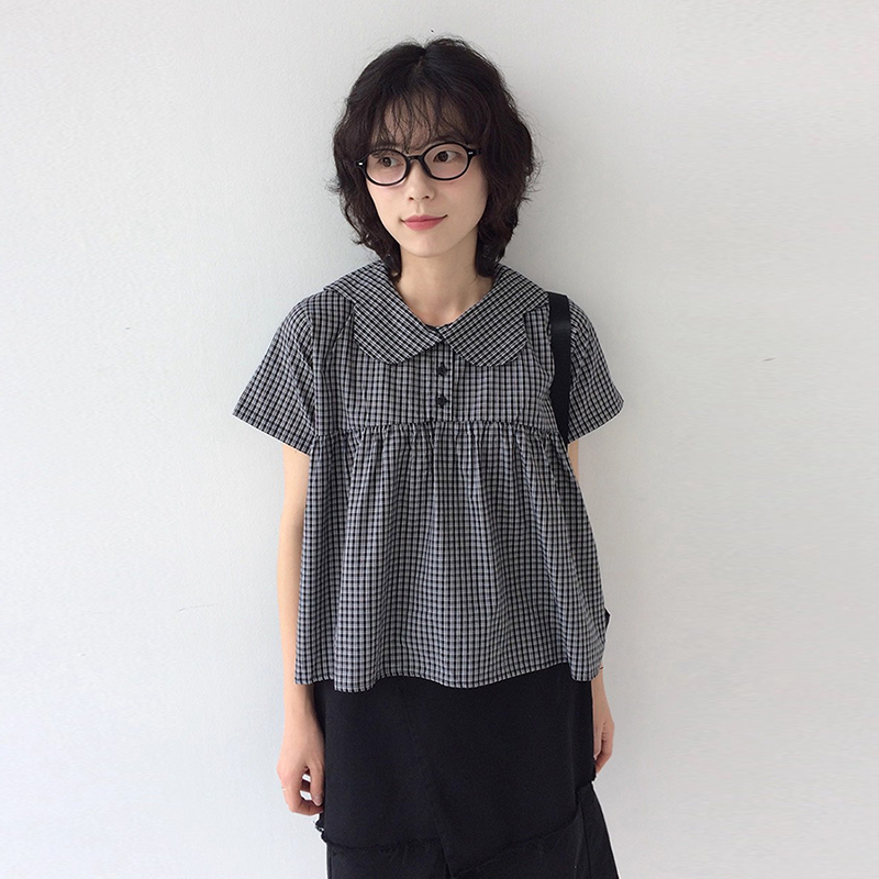 学院风娃娃领撞色短袖格子衬衫