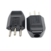 4.0mm巴西三脚接线插头10A250V