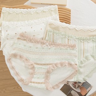 新款 裸感舒适纯棉加长底裆中腰三角裤 田园印花少女内裤 甜美蕾丝