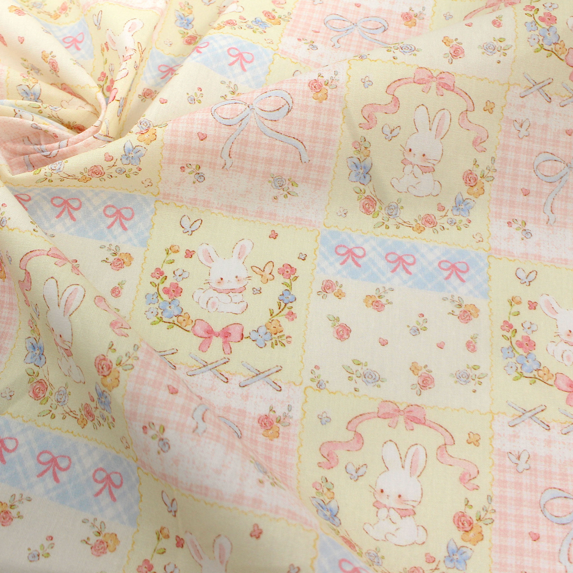黄粉色印花卡通兔子碎花拼布图案格子 服装睡衣裙子床品娃衣面料