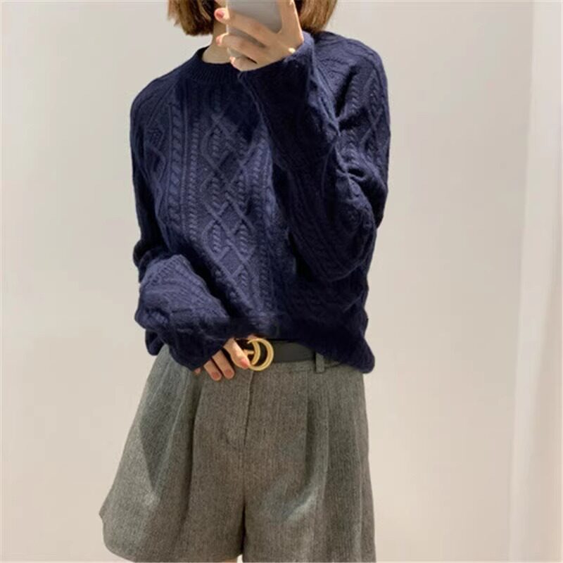 羊绒衫女绞花圆领宽松插肩袖毛衣