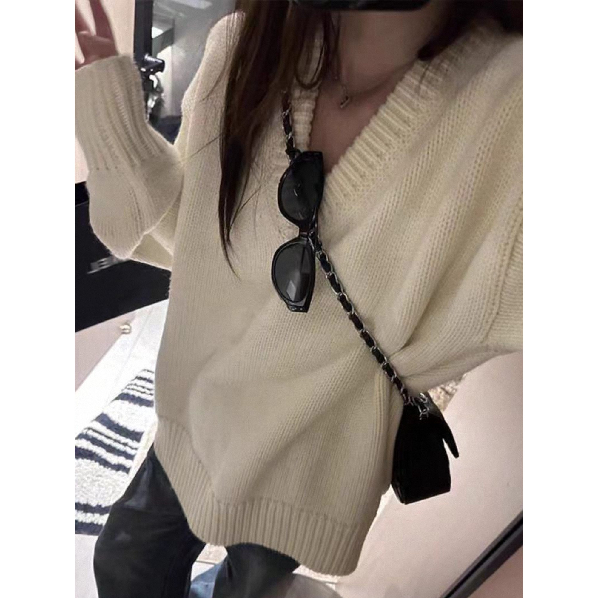 大V领慵懒风100%纯羊毛衫女套头宽松毛衣落肩米白色上衣秋冬加厚