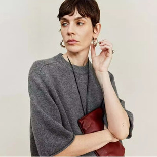 秋冬款羊绒针织女慵懒风中长款五分袖大码圆领羊毛半袖T恤衫毛衣