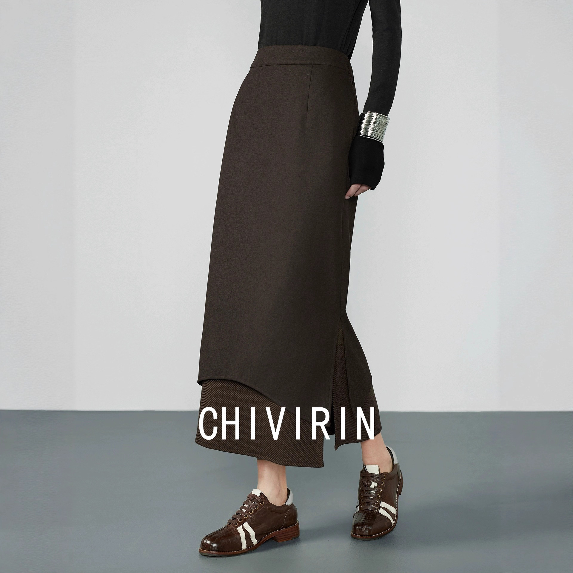 气质通勤高级感半身裙女2025秋季新款设计感小众拼接开叉直筒长裙