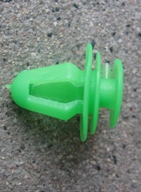 8MM孔径通用绿色门板内饰板卡扣卡子