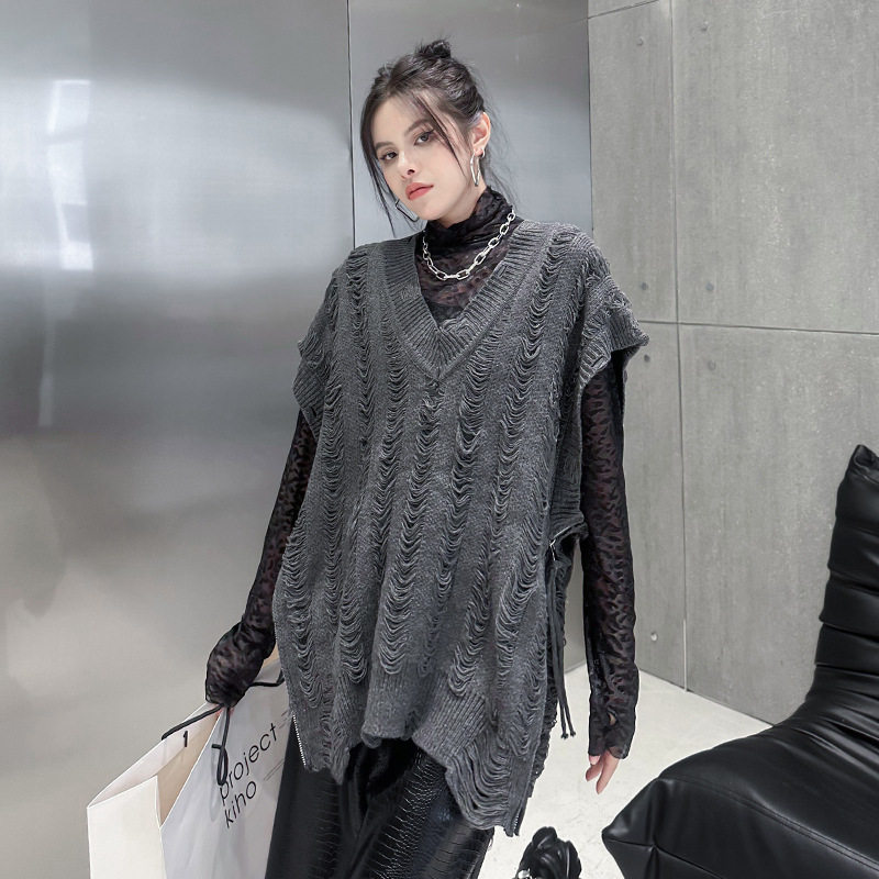 今年流行特惠复古港风拉链破洞毛衣马甲女春秋新款宽松叠穿v领