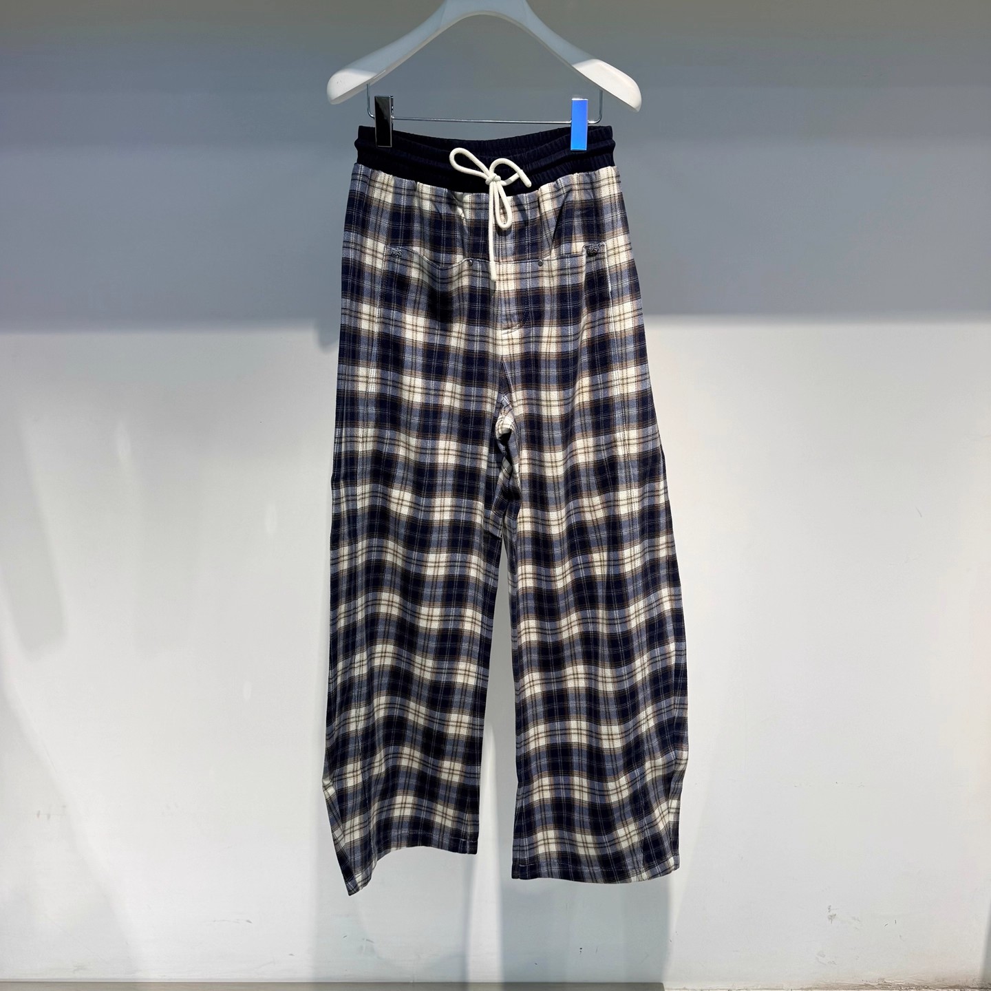 丛芮范2025冬季新款时尚复古百搭系带松紧腰格子阔腿裤女91302080