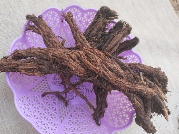 丹参正品甘肃特级野紫丹参，原生条3一5棵一斤，赶集淘来纯原生条