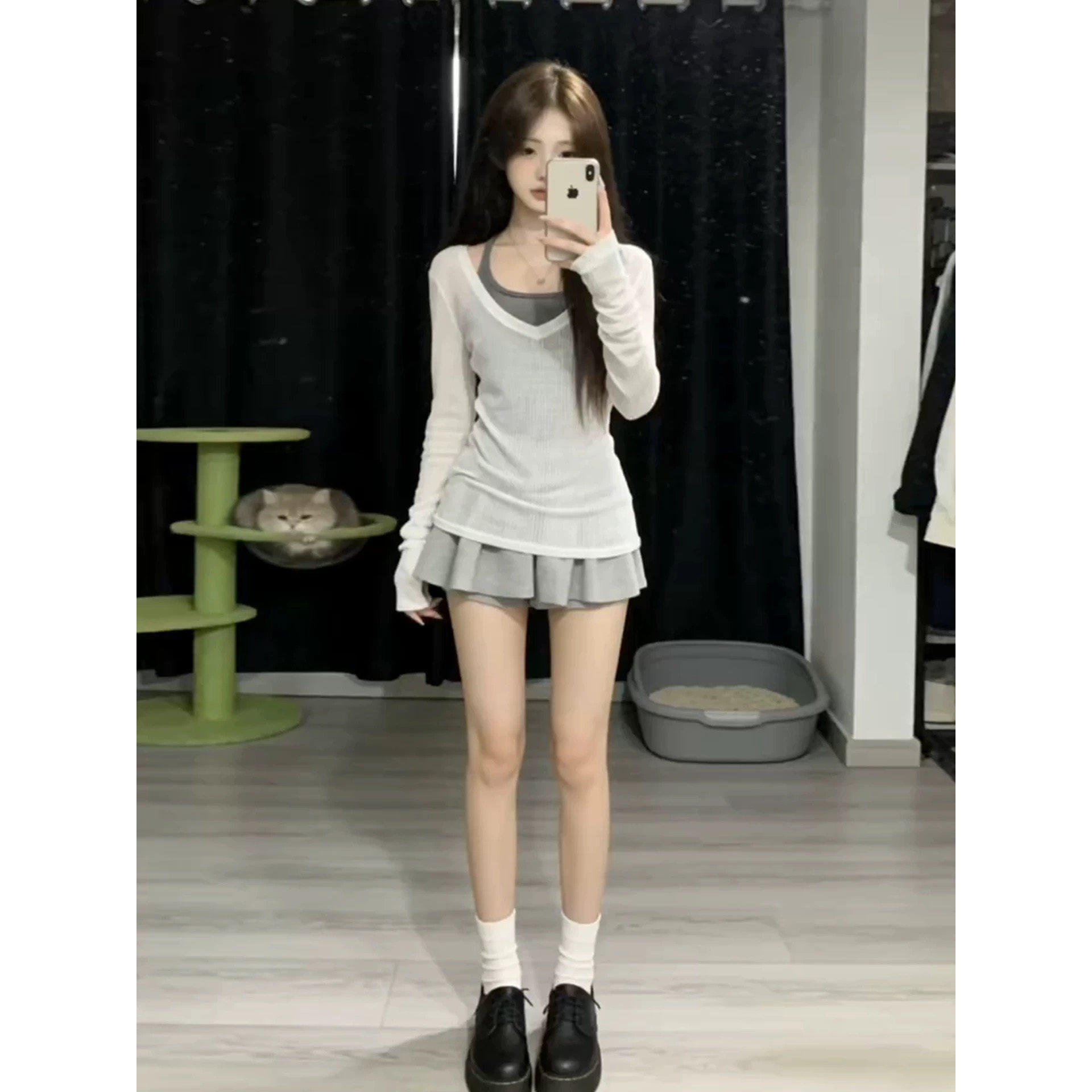 韩系巨好看穿搭一整套早春季2026新款白色罩衫女百褶半身裙子套装