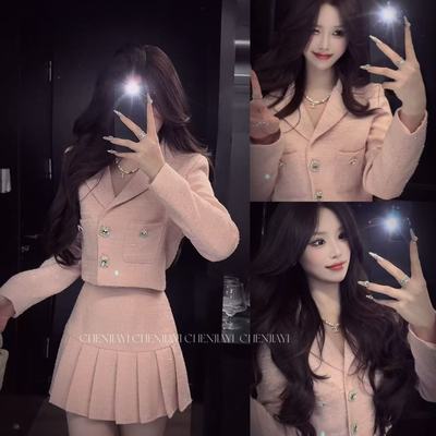 【JIAYI】 法式千金大钻扣V领轻奢名媛风小香风两件套套装6105