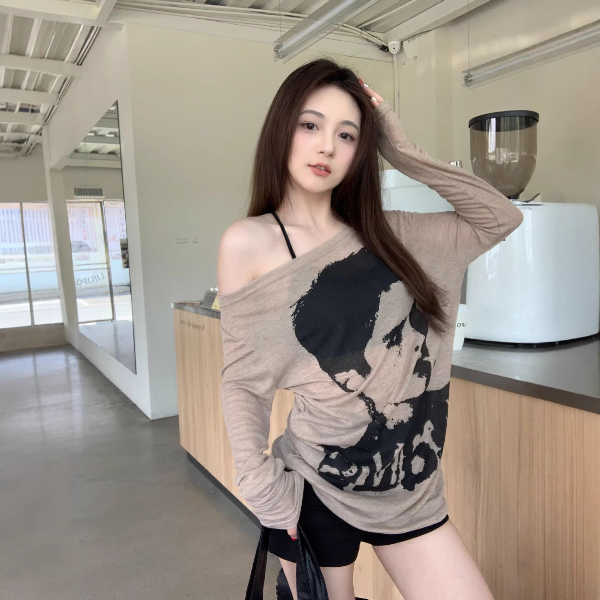 2026夏款美式慵懒风长袖T恤女复古高街罩衫宽松辣妹露肩上衣