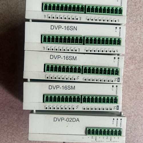 议价台达 DVP02DA-S 一台{可}