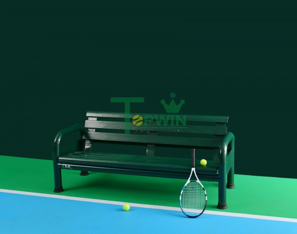 功 能】  &rarr;适用于运动员休息使用。  【材 质】  &rarr;铝合金型材制作。 &rarr;全不锈钢安装螺丝  【优 点】  &rarr;铝合金型材及安装螺丝不生锈；   &rarr;重量轻，承重力强，可同时承受四个成年人；  &rarr;组合式设计，拆装方便，座位靠背采用推进式导轨组合安装设计；  &rarr;表面经超耐候纯聚脂粉末喷涂，高档，美观大