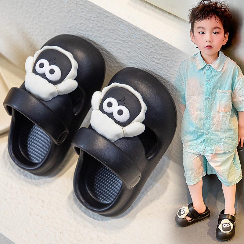 可爱卡通亲子款EVA儿童夏季防滑软底居家可外穿防水洞洞凉拖鞋