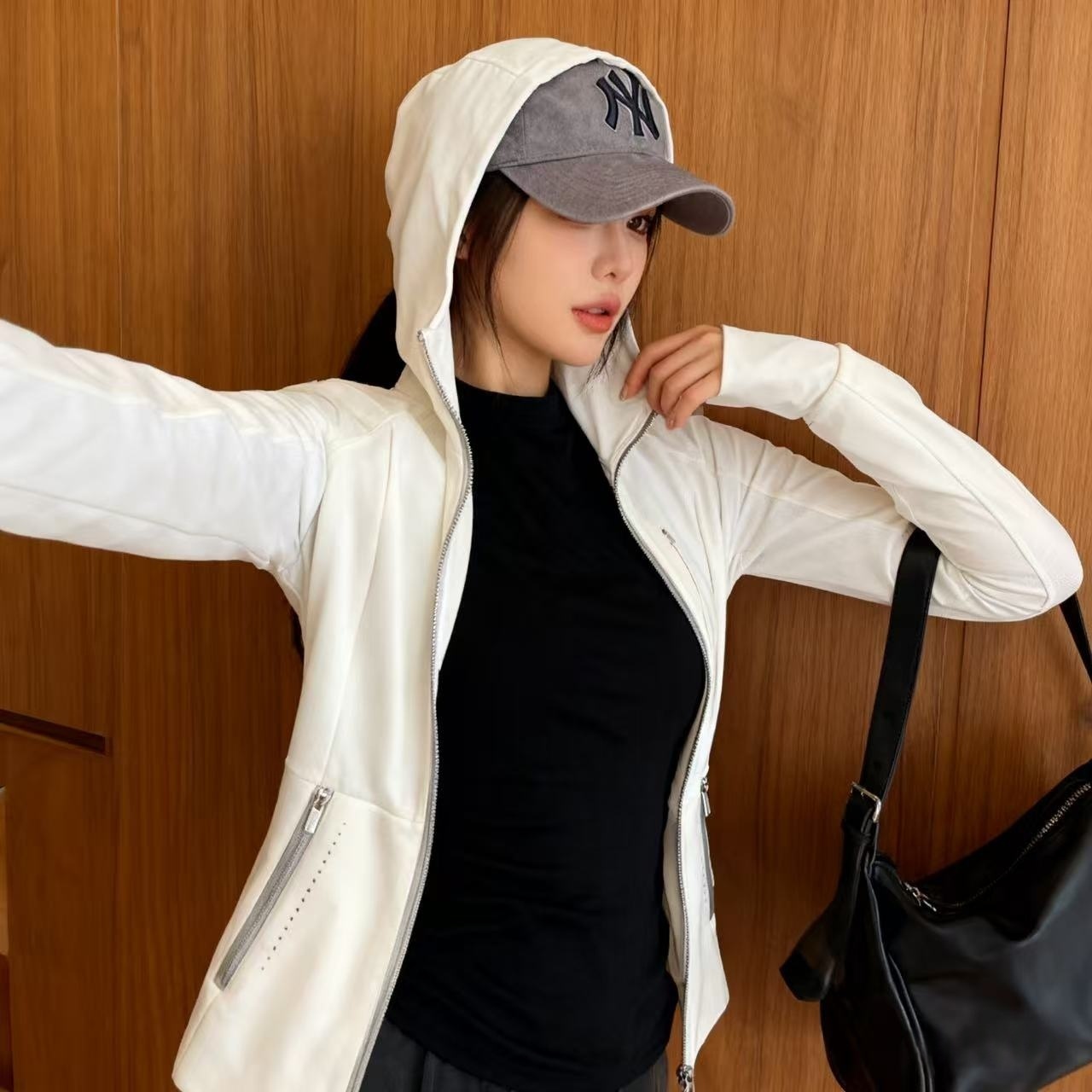 lulu同款修身软壳冲锋衣