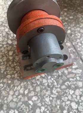 兰州CW6163D CW6180D车床润滑齿轮油泵支架总成