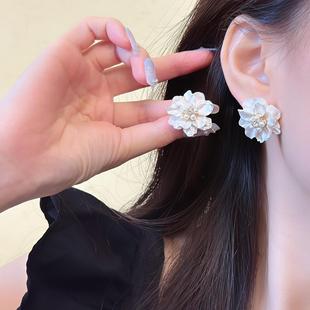 气质清新耳饰白色山茶花珍珠耳环高级设计感珍珠耳饰女C145