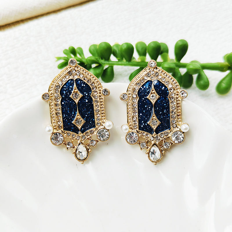 欧美大气中古耳饰盾牌造型耳针复古时髦宫廷风女C389