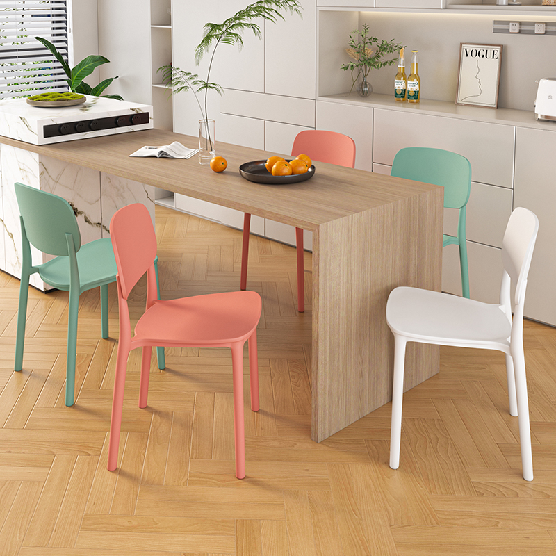 塑料餐椅加厚北欧家用简约吃饭凳子舒适久坐靠背椅子商用等位椅子
