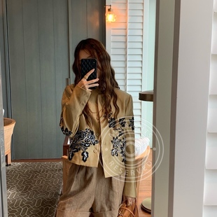 GAO端进口金丝手工订珠精致花鸟剌绣黑色香风短款 牛货无D推 外套